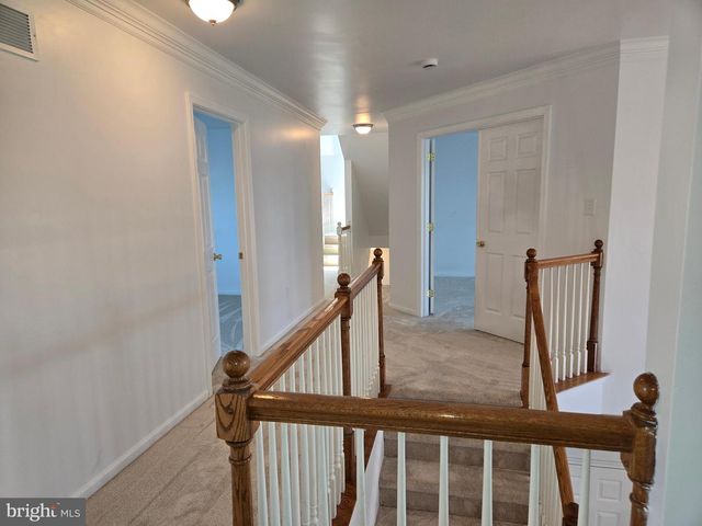 100 LILAC LN, Gilbertsville, PA 19525