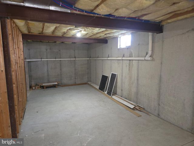 100 LILAC LN, Gilbertsville, PA 19525