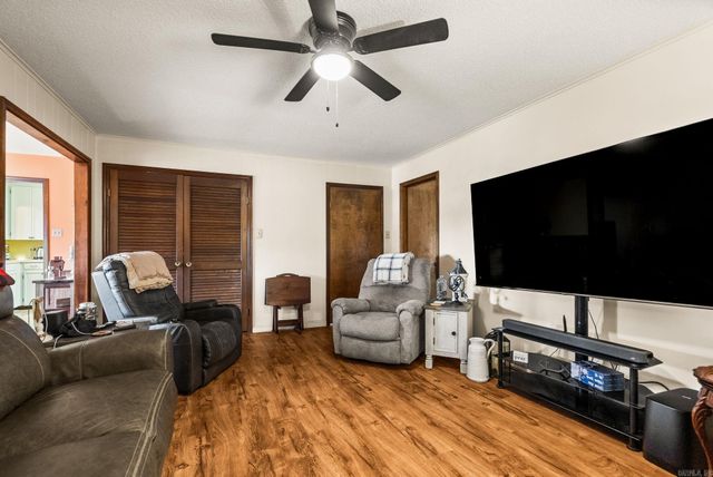 1810 Snow Lane, Alexander, AR 72002