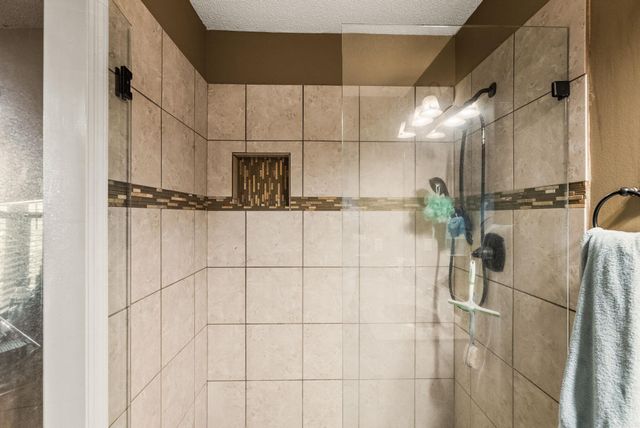 1810 Snow Lane, Alexander, AR 72002