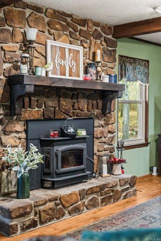 1810 Snow Lane, Alexander, AR 72002