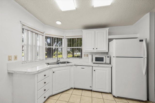 3809 Meadowlark Circle, Port St. Lucie, FL 34952