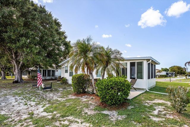 3809 Meadowlark Circle, Port St. Lucie, FL 34952