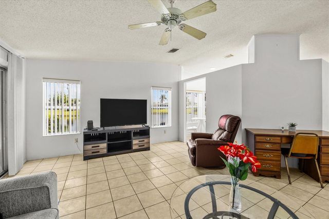 3809 Meadowlark Circle, Port St. Lucie, FL 34952