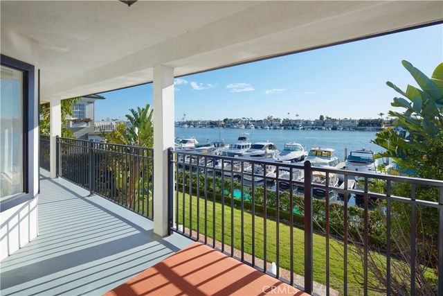 2572 Bayshore, Newport Beach, CA 92663