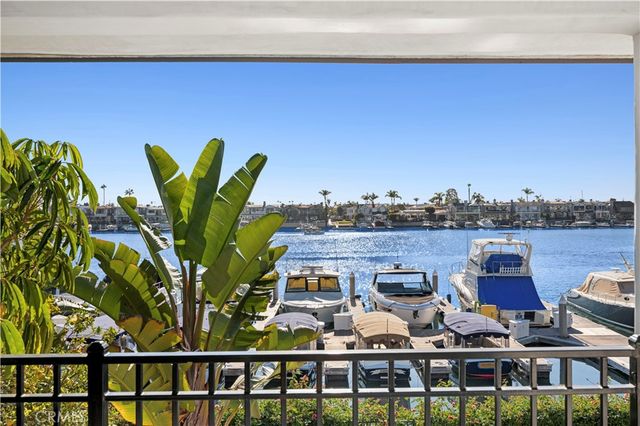 2572 Bayshore, Newport Beach, CA 92663