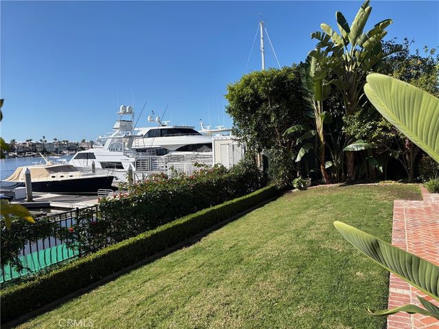 2572 Bayshore, Newport Beach, CA 92663