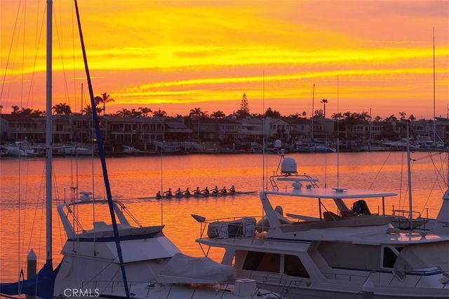 2572 Bayshore, Newport Beach, CA 92663