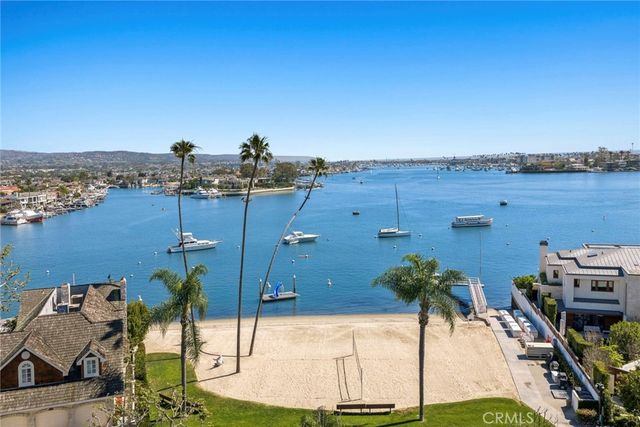 2572 Bayshore, Newport Beach, CA 92663
