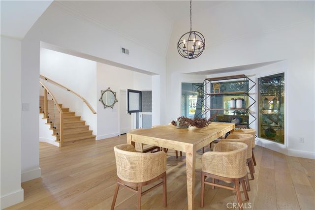 2572 Bayshore, Newport Beach, CA 92663