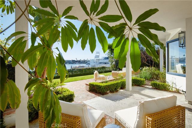 2572 Bayshore, Newport Beach, CA 92663