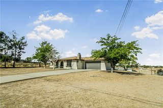 11694 Pepper Street, Hesperia, CA 92345