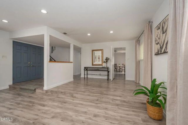 1897 N Landen Street, Camarillo, CA 93010