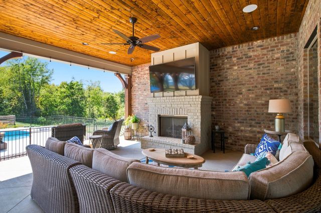 110 Akers Trl, Gallatin, TN 37066