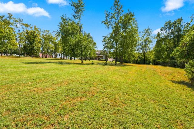 110 Akers Trl, Gallatin, TN 37066
