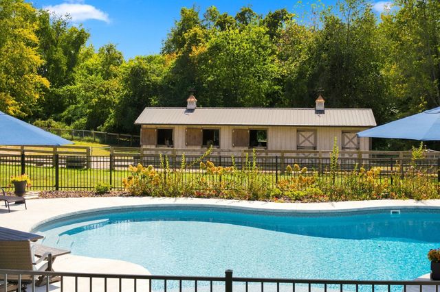 110 Akers Trl, Gallatin, TN 37066
