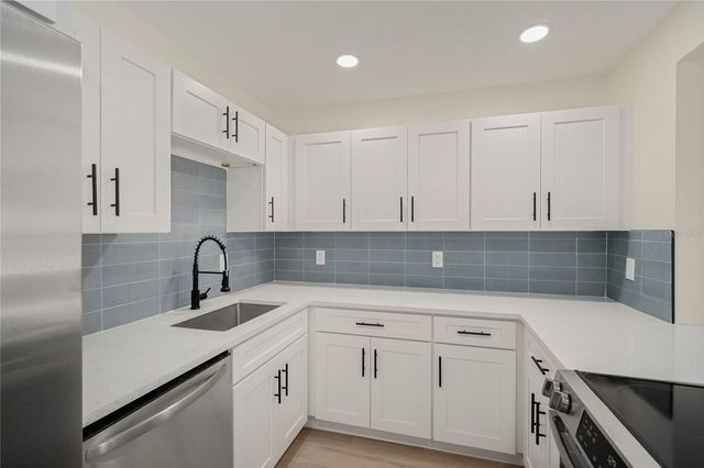 3733 SURREY DRIVE, Orlando, FL 32812