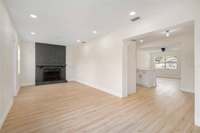 3733 SURREY DRIVE, Orlando, FL 32812