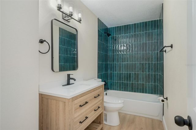 3733 SURREY DRIVE, Orlando, FL 32812