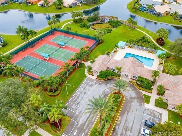 14181 E Castlerock Way E, Delray Beach, FL 33446