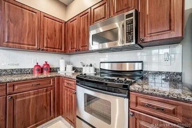 14181 E Castlerock Way E, Delray Beach, FL 33446