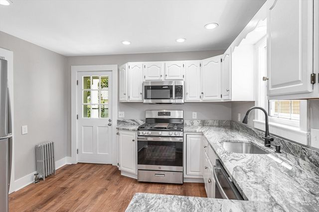 15 Junior Avenue, Methuen, MA 01844