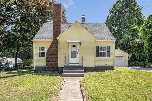 15 Junior Avenue, Methuen, MA 01844