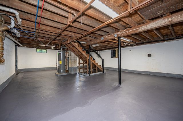 15 Junior Avenue, Methuen, MA 01844