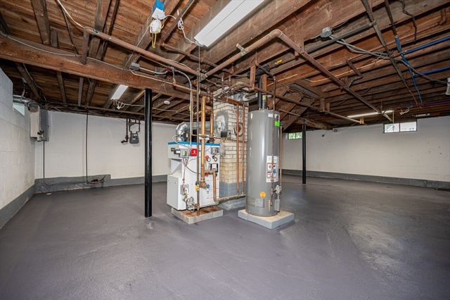 15 Junior Avenue, Methuen, MA 01844