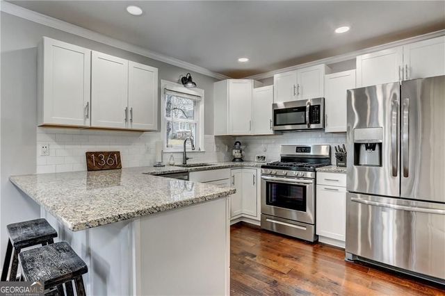 1361 Chatley Way, Woodstock, GA 30188