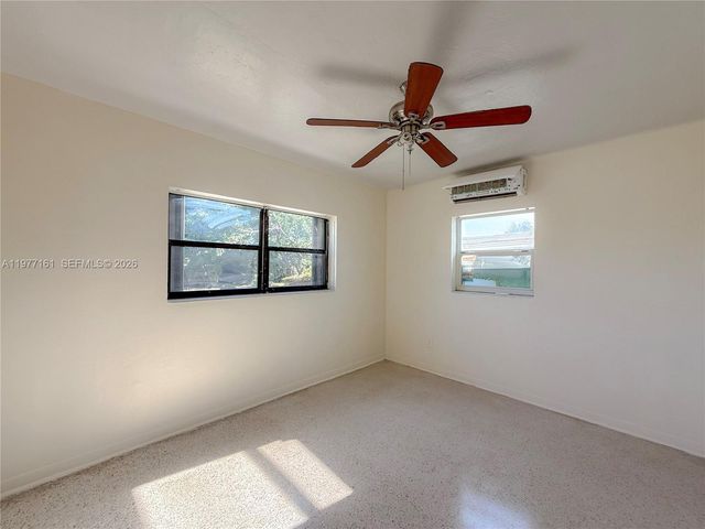 1141 NE 154th Ter, North Miami Beach, FL 33162