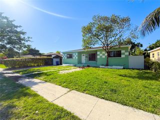 1141 NE 154th Ter, North Miami Beach, FL 33162