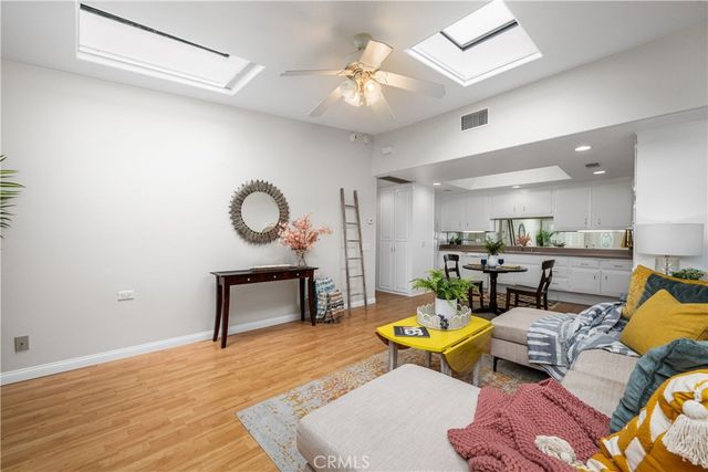 13701 Alderwood Lane W 29E, Seal Beach, CA 90740