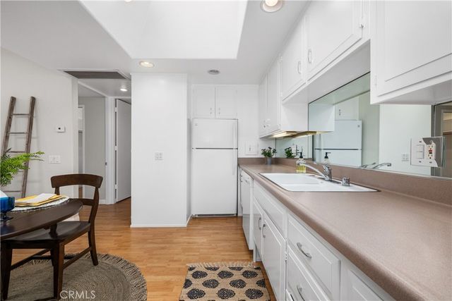 13701 Alderwood Lane W 29E, Seal Beach, CA 90740