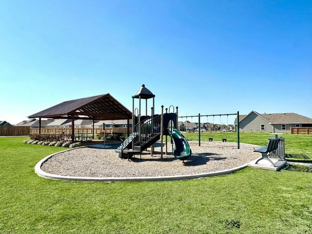 331 N Richland DR, Lockhart, TX 78644