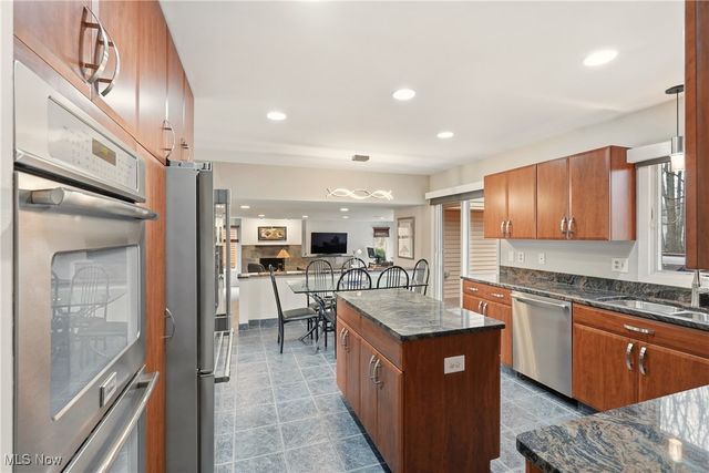 5088 Stansbury Drive, Solon, OH 44139