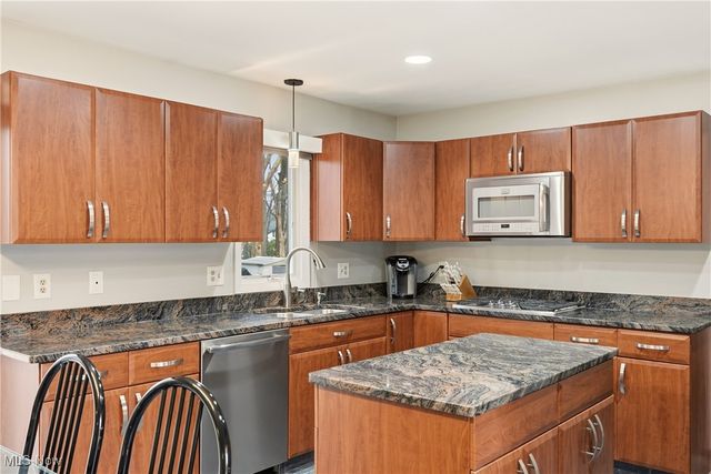 5088 Stansbury Drive, Solon, OH 44139