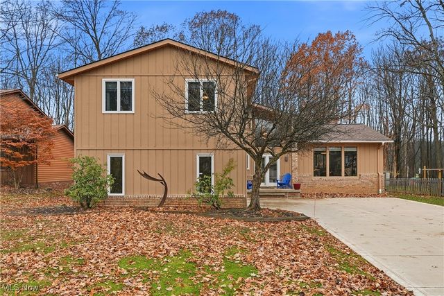 5088 Stansbury Drive, Solon, OH 44139