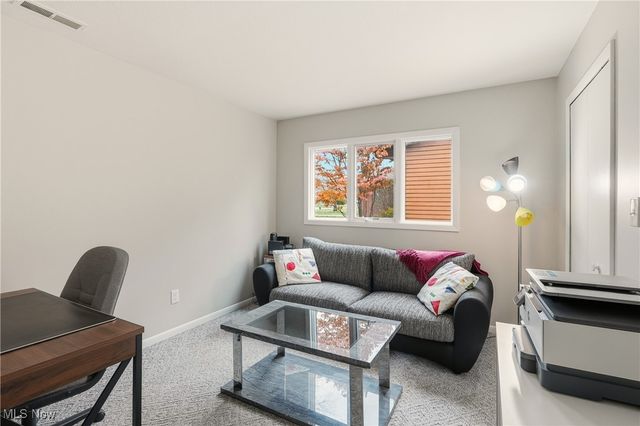 5088 Stansbury Drive, Solon, OH 44139