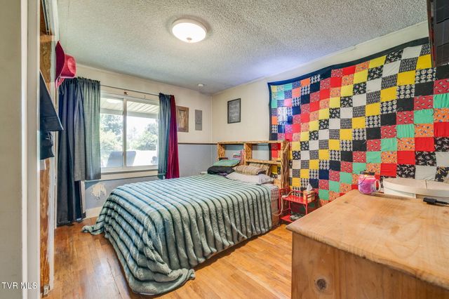 116 Frank Lowe Road, Jonesborough, TN 37659