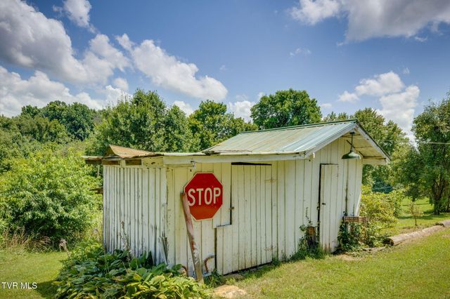 116 Frank Lowe Road, Jonesborough, TN 37659