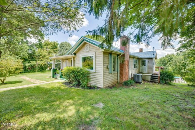 116 Frank Lowe Road, Jonesborough, TN 37659