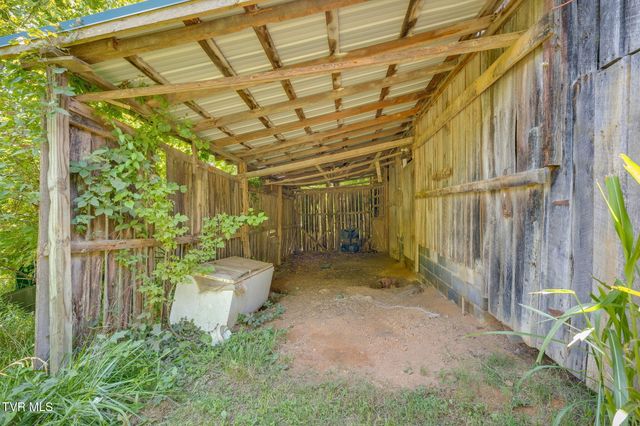 116 Frank Lowe Road, Jonesborough, TN 37659