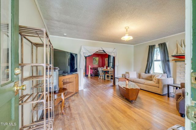 116 Frank Lowe Road, Jonesborough, TN 37659