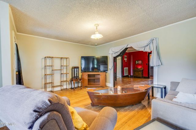 116 Frank Lowe Road, Jonesborough, TN 37659