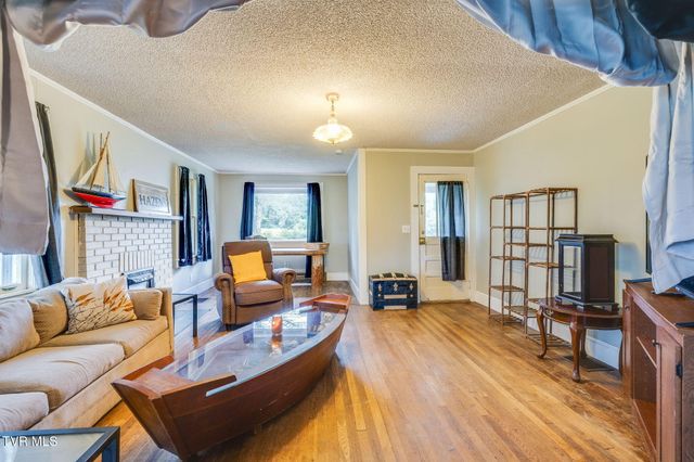 116 Frank Lowe Road, Jonesborough, TN 37659