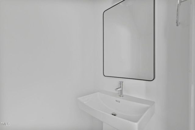 4821 Gossamer Lane 102, Raleigh, NC 27616