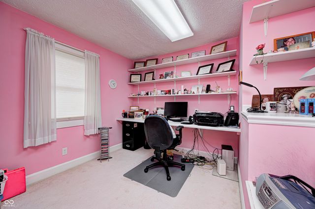 8806 Camby Road, Camby, IN 46113