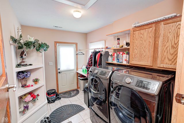 8806 Camby Road, Camby, IN 46113