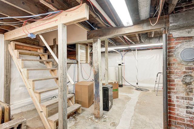 8806 Camby Road, Camby, IN 46113